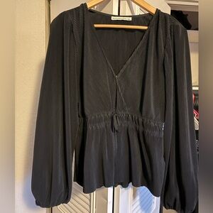 Women’s large Abercrombie blouse black